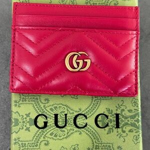 Gucci Vibrant Red Chevron Card Wallet